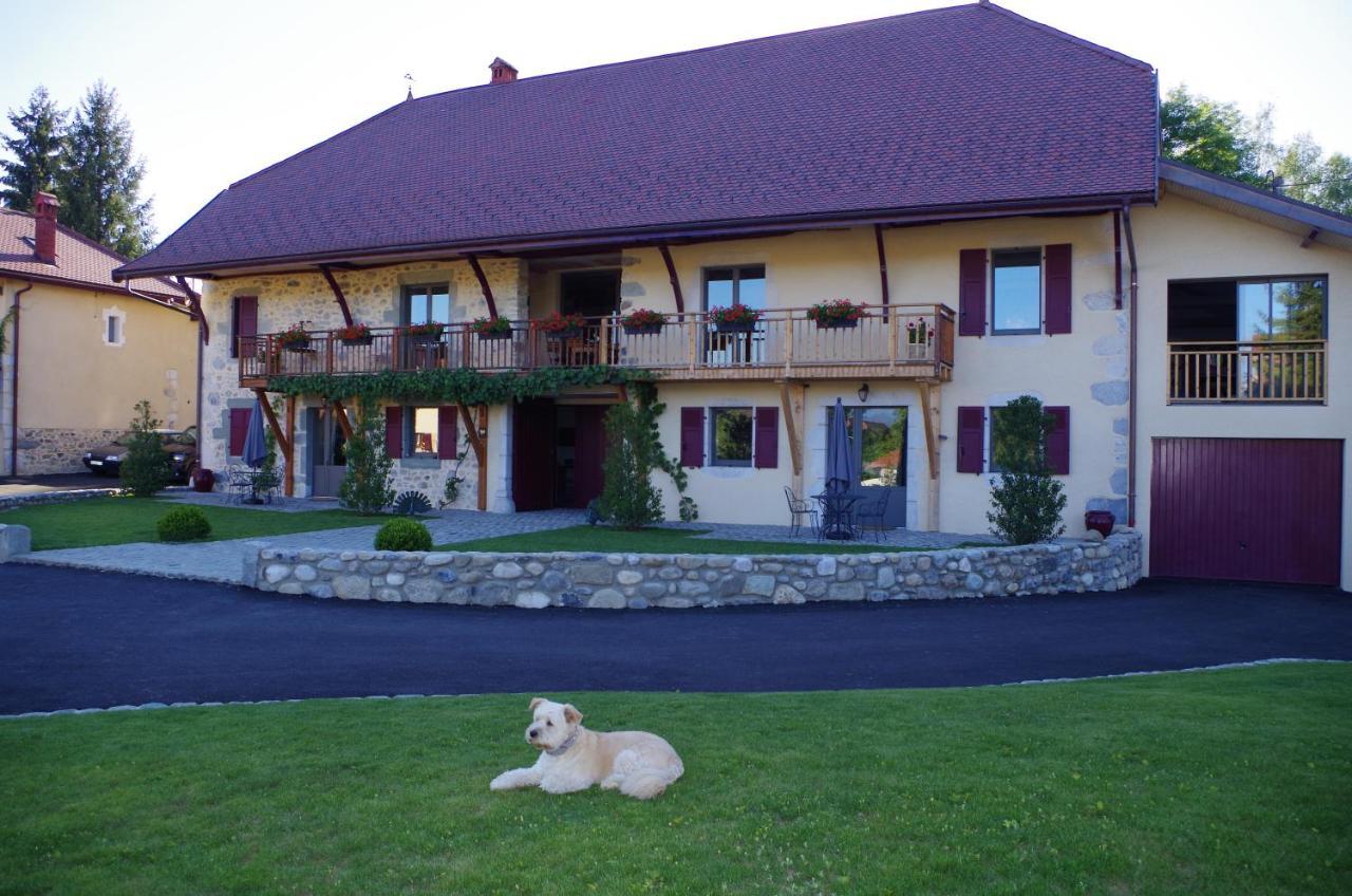 Le Paon Bleu Annecy Poisy Bed & Breakfast Dış mekan fotoğraf