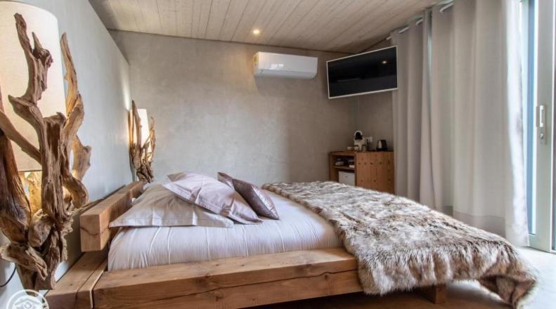 Le Paon Bleu Annecy Poisy Bed & Breakfast Dış mekan fotoğraf