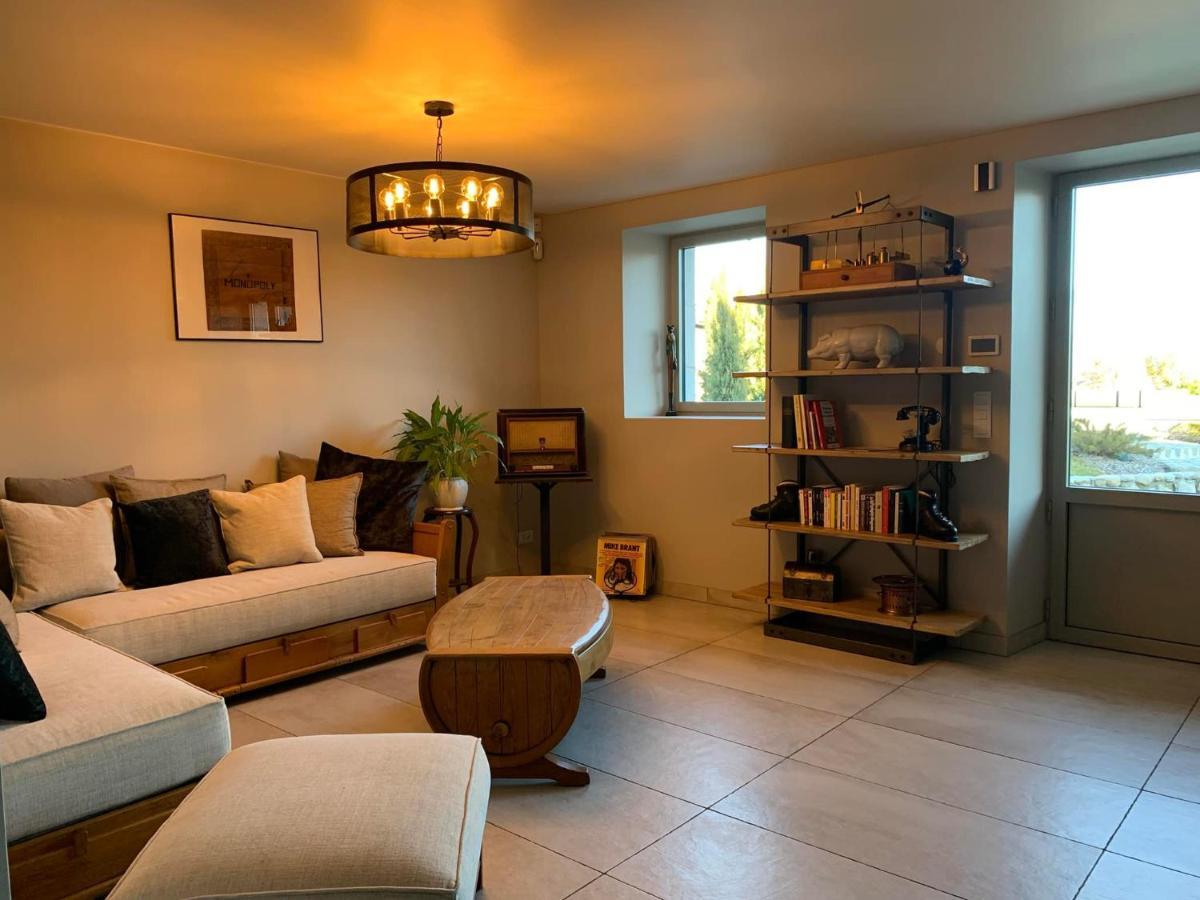Le Paon Bleu Annecy Poisy Bed & Breakfast Dış mekan fotoğraf